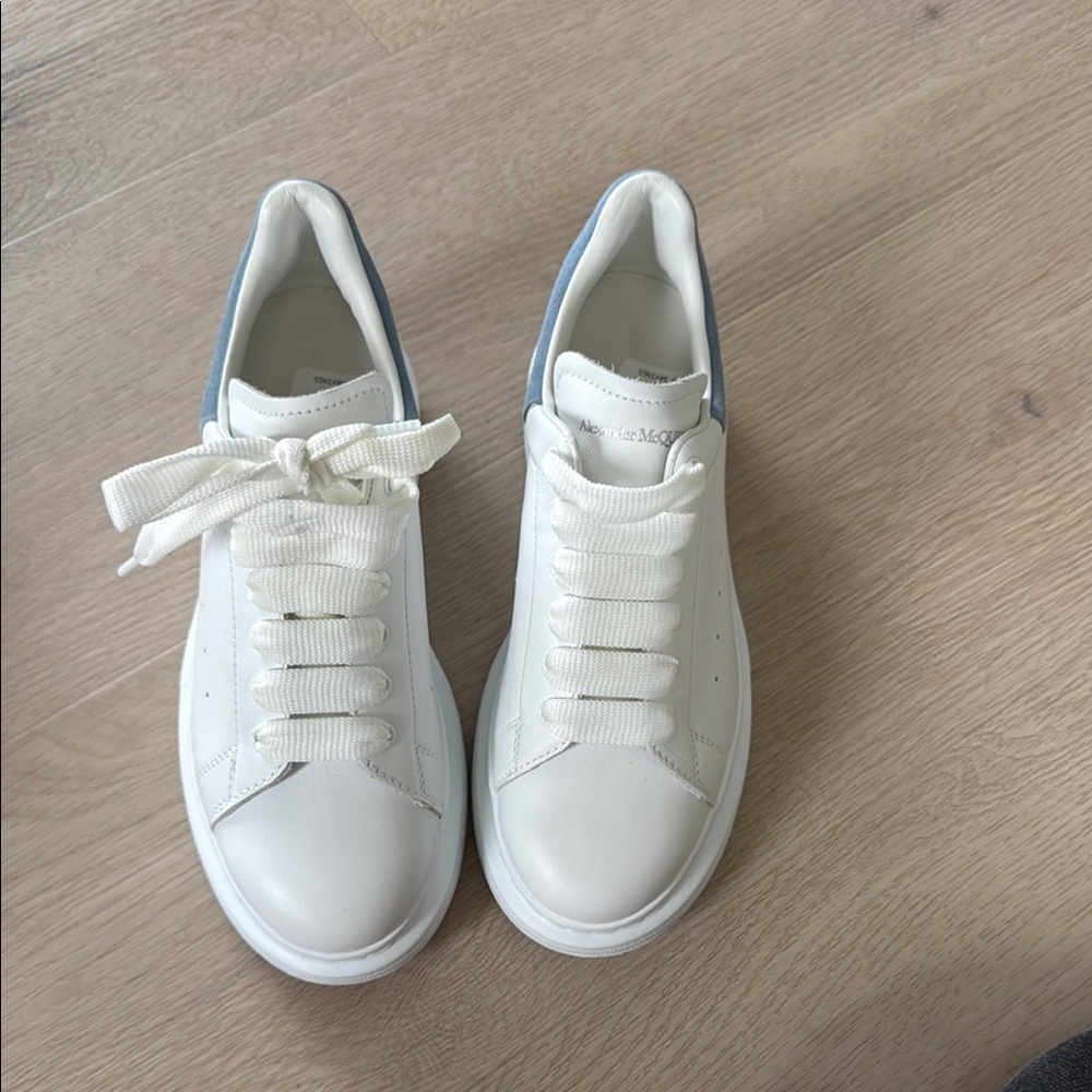 Alexander McQueen White Sneakers Minimalist Design size 33